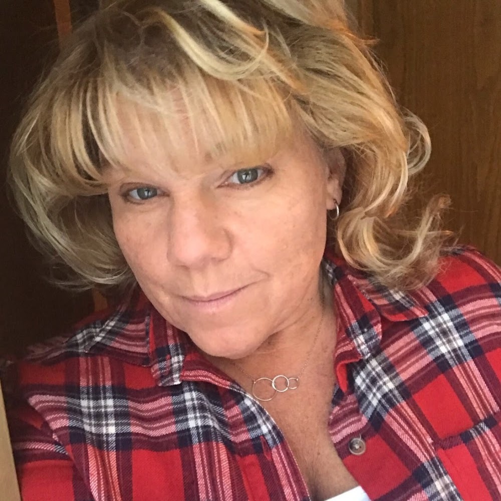 Meet your Posher, Wendy